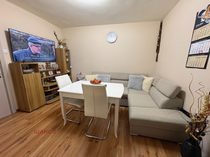 Продава 4-СТАЕН, гр. Варна, Лятно кино Тракия, снимка 2 - Апартаменти - 52276192