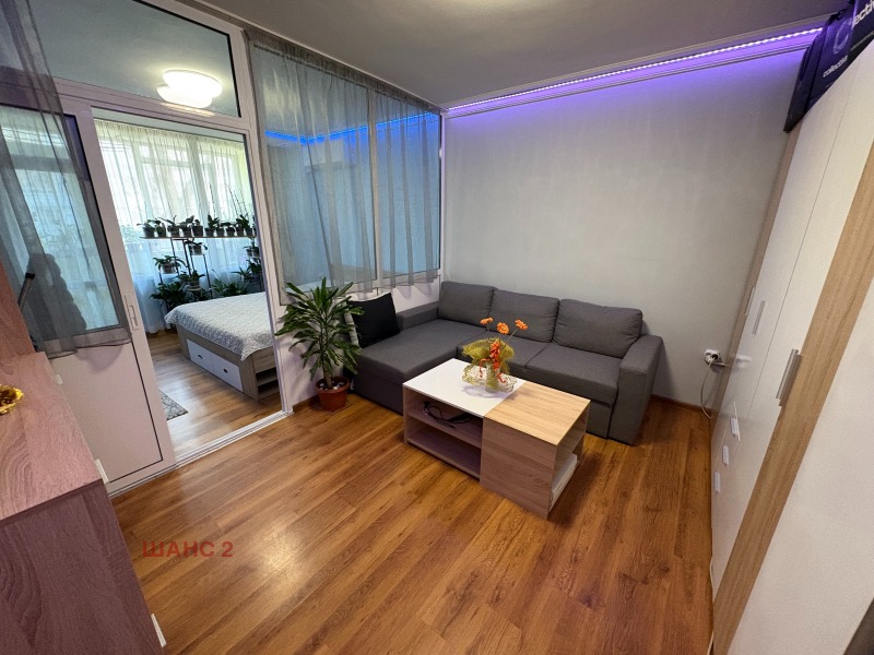 Продава 4-СТАЕН, гр. Варна, Лятно кино Тракия, снимка 6 - Апартаменти - 52276192