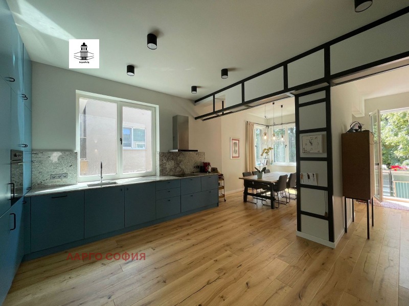 Продаја  3+ спаваћа соба Софија , Центар , 150 м2 | 88166600 - слика [7]