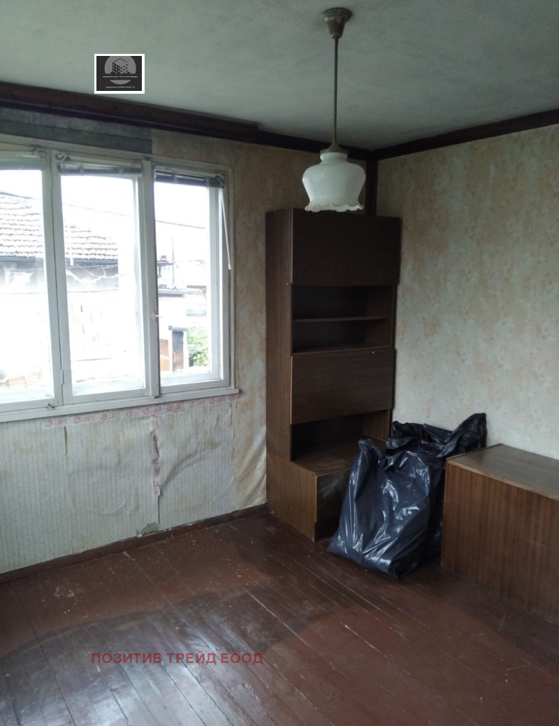 Продава  Етаж от къща област Кюстендил , гр. Дупница , 73 кв.м | 40027584 - изображение [5]