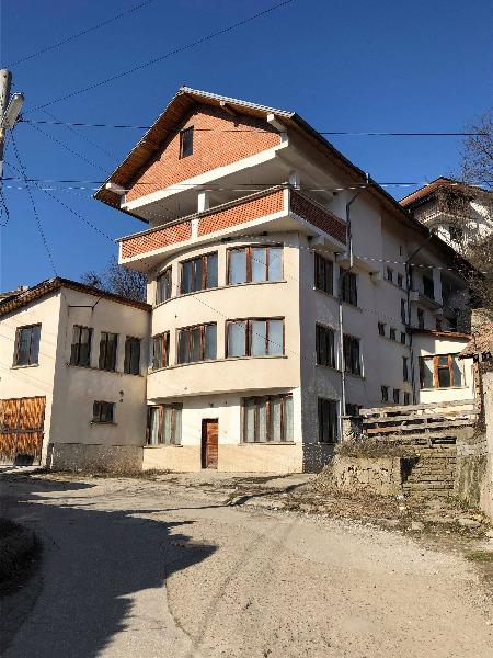 Till salu  Hus region Plovdiv , Kalofer , 1000 kvm | 77513022 - bild [2]