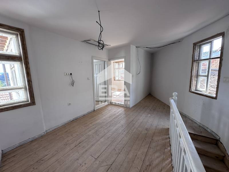 Na prodej  Dům Veliko Tarnovo , Varuša , 134 m2 | 46283165 - obraz [5]
