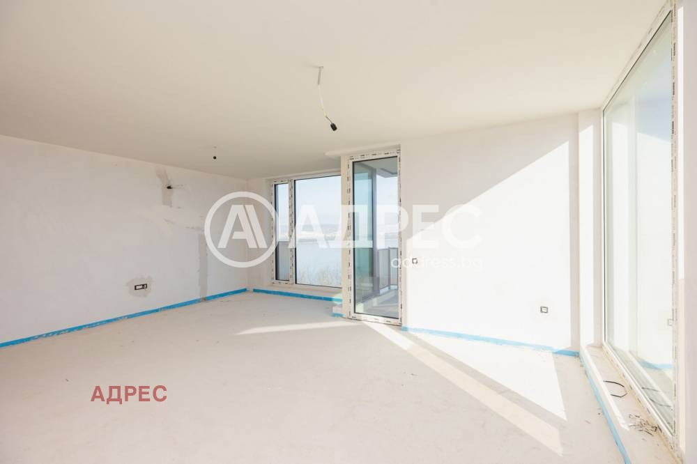 Продава 3-СТАЕН, гр. Варна, Галата, снимка 2 - Апартаменти - 54330131