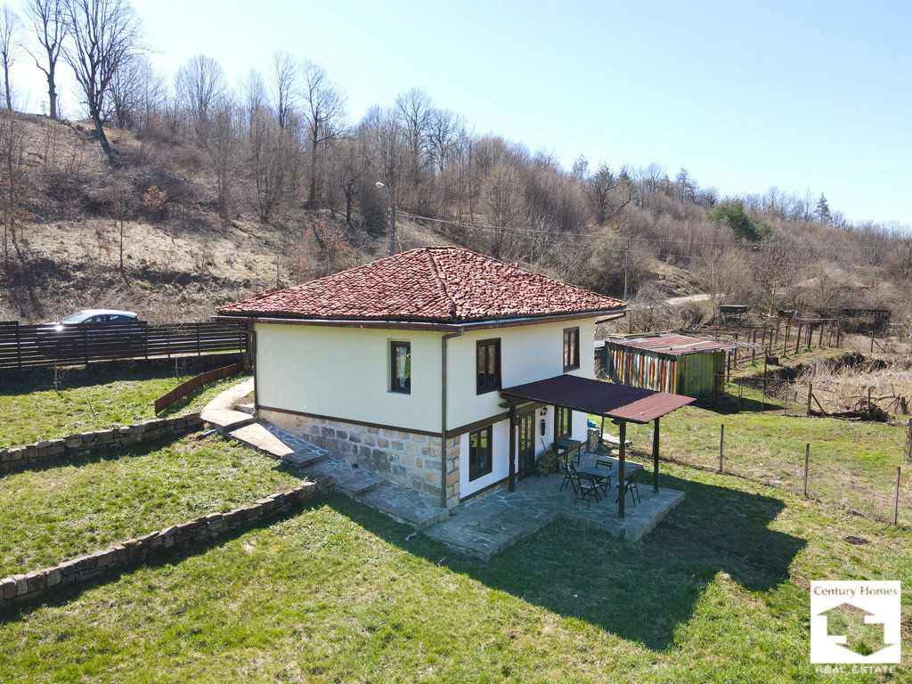 Продава КЪЩА, с. Палици, област Велико Търново, снимка 2 - Къщи - 54548697