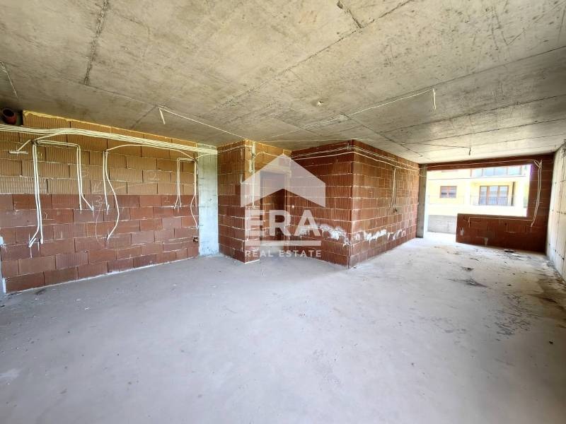 Продава 3-СТАЕН, гр. Русе, Родина 2, снимка 3 - Апартаменти - 54637943