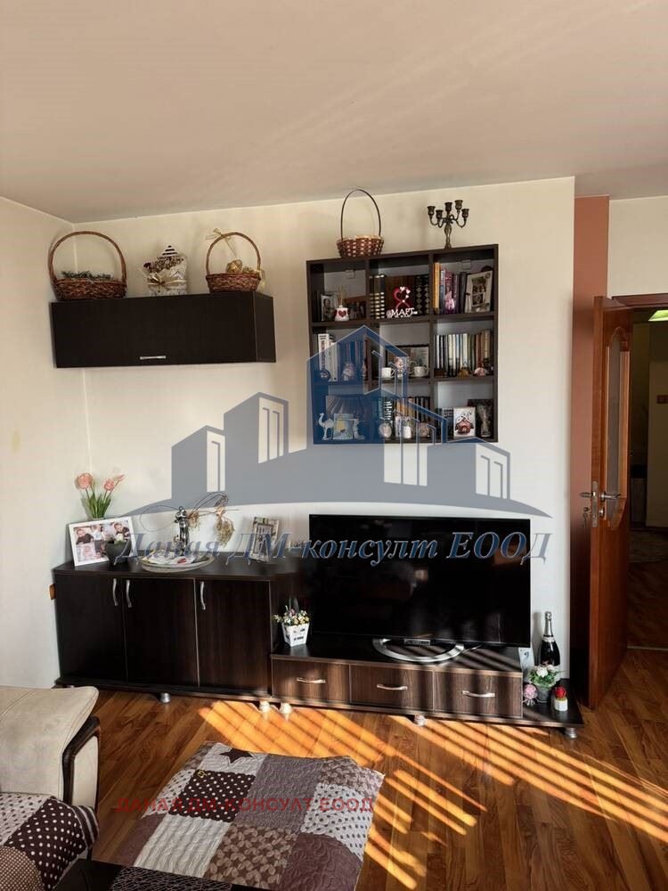Продава  Мезонет град Шумен , Математическа гимназия , 128 кв.м | 96003578 - изображение [2]
