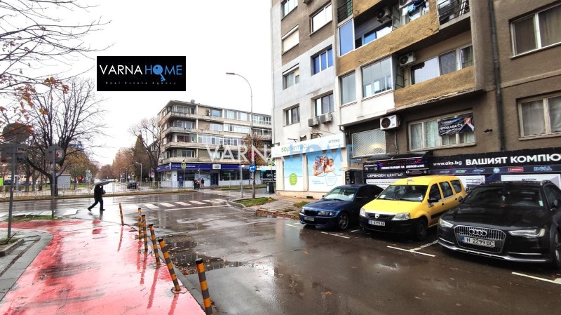 Продава  Офис град Варна , Център , 92 кв.м | 20349324