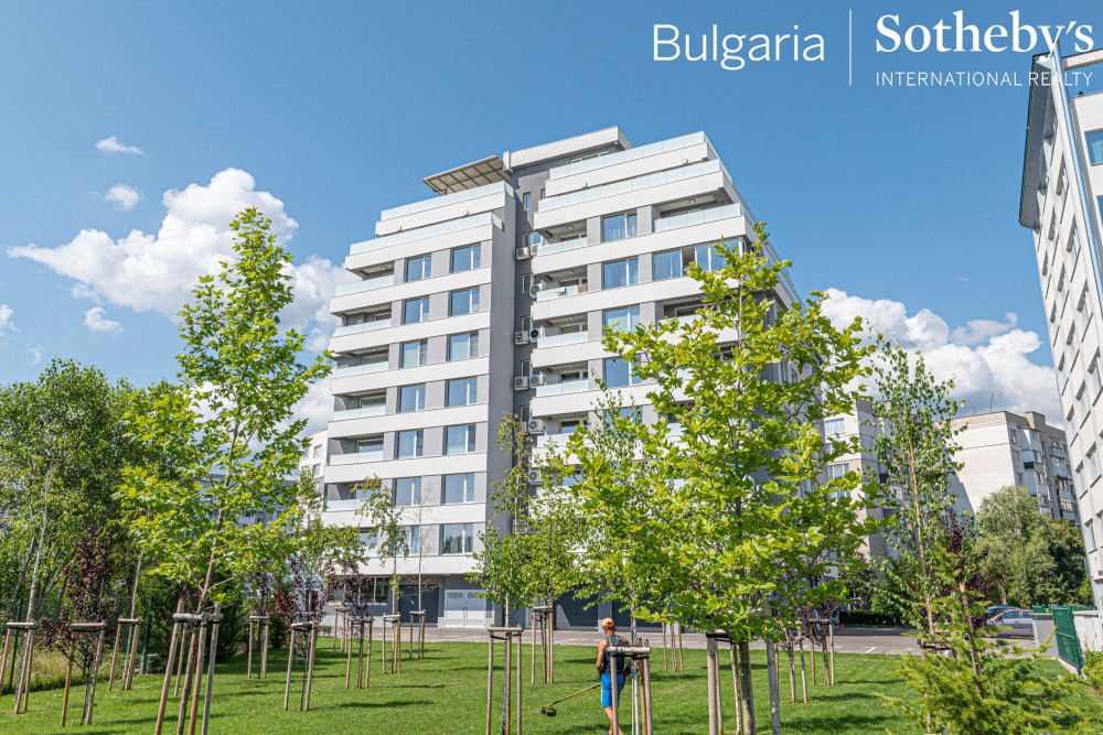 Продава 4-СТАЕН, гр. София, Младост 4