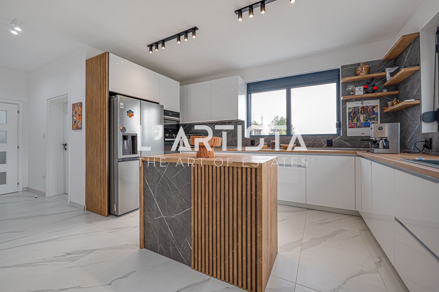 Продава КЪЩА, гр. София, с. Бистрица, снимка 6 - Къщи - 55835027
