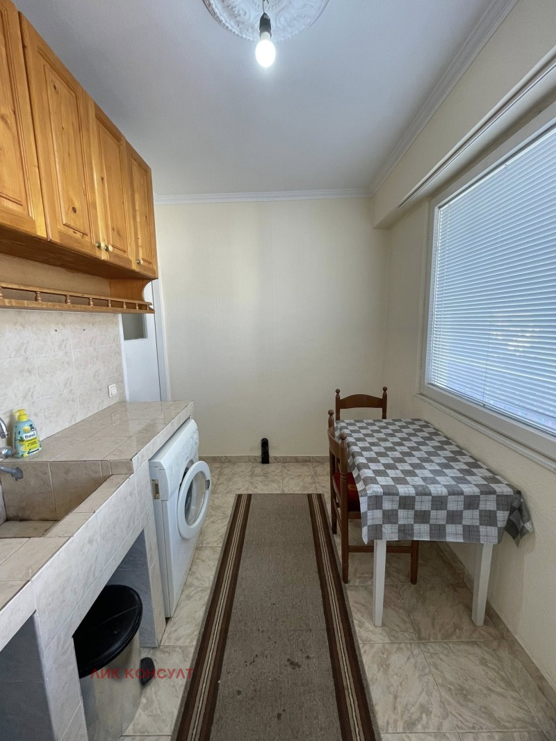 De vânzare  2 dormitoare Târgoviște , Boroveț , 65 mp | 17668672 - imagine [4]