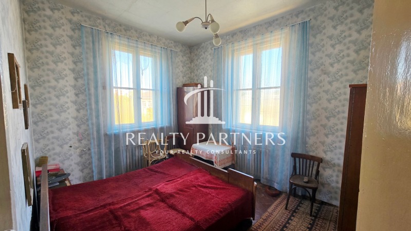 Продава 3-СТАЕН, гр. Перник, Изток, снимка 6 - Апартаменти - 52116117