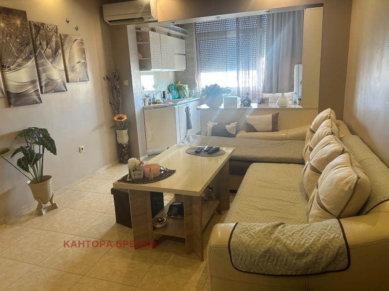 Продава 3-СТАЕН, гр. Пловдив, Тракия, снимка 2 - Апартаменти - 52721432