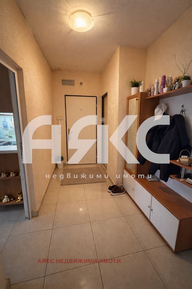 Продава 3-СТАЕН, гр. София, Люлин 4, снимка 4 - Апартаменти - 53723867