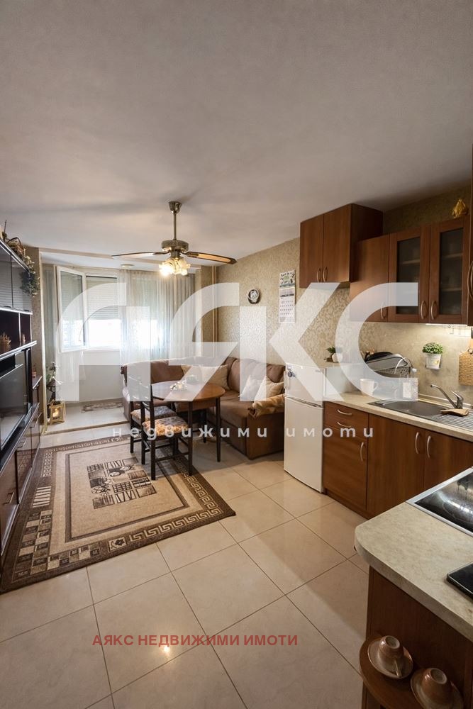 Продава 3-СТАЕН, гр. София, Люлин 4