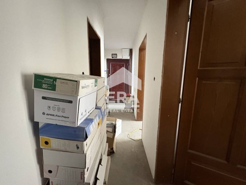 Продава 3-СТАЕН, гр. Велико Търново, Център, снимка 4 - Апартаменти - 54111105