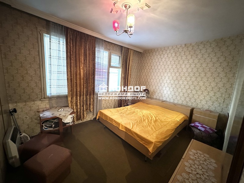 Zu verkaufen  3+ Schlafzimmer Plowdiw , Zentar , 126 qm | 26232407 - Bild [7]