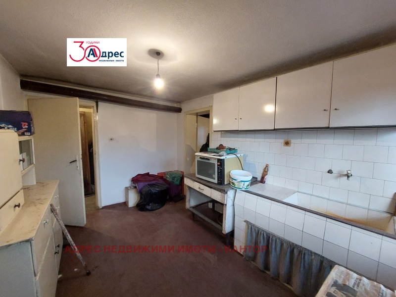 En venta  Casa región Pazardzhik , Malo Konare , 182 metros cuadrados | 94380680 - imagen [6]