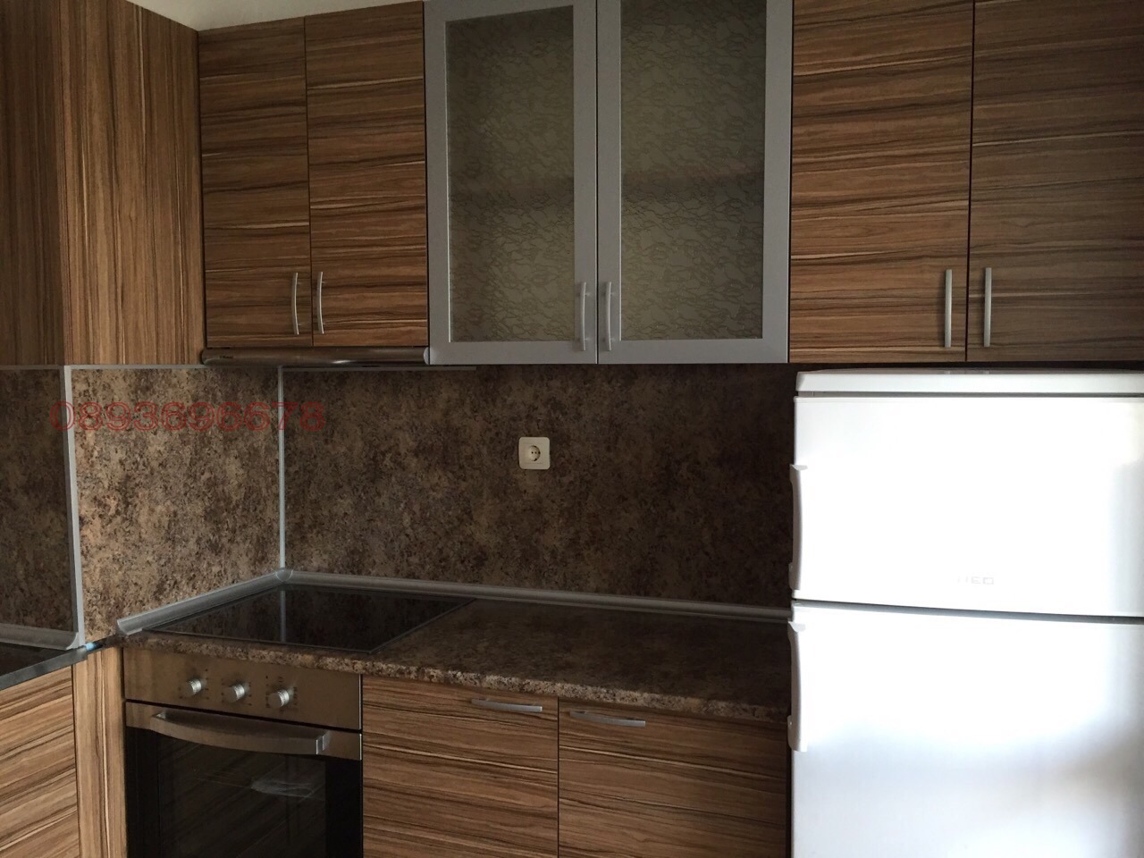 Продава 3-СТАЕН, гр. Перник, Изток, снимка 2 - Апартаменти - 54858001