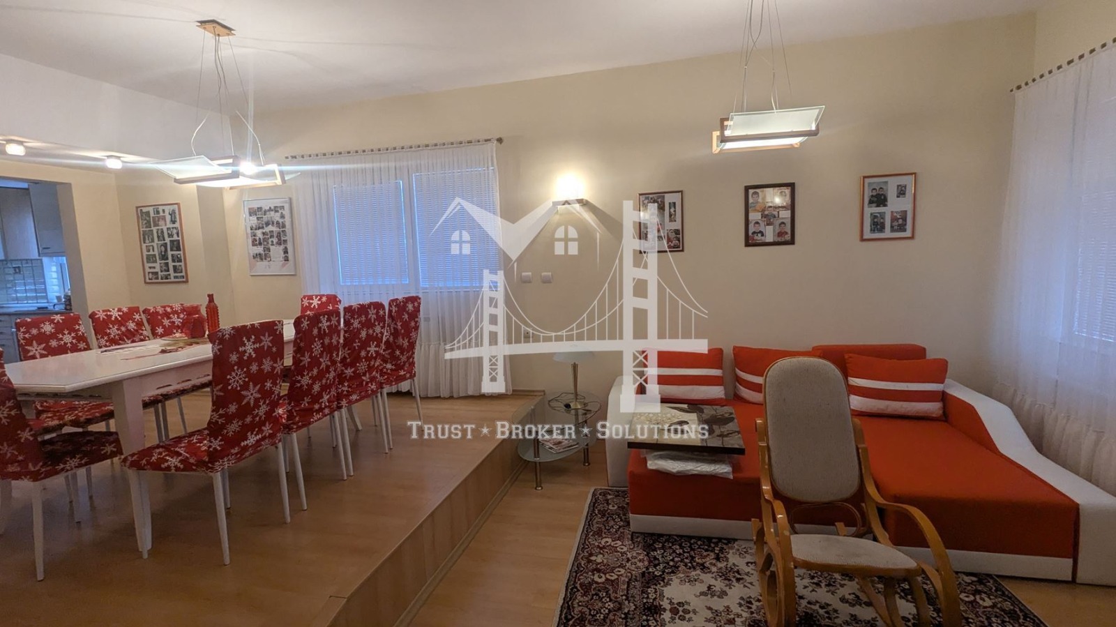 Продава КЪЩА, гр. София, гр. Банкя, снимка 2 - Къщи - 52077291