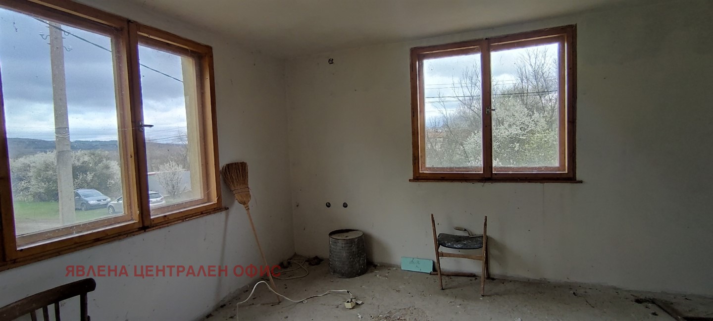 Продава КЪЩА, с. Слаковци, област Перник, снимка 5 - Къщи - 53797946