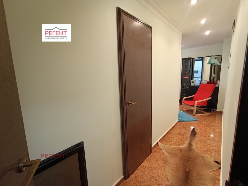 Продаја  2 спаваће собе Габрово , Центар , 130 м2 | 16964997 - слика [13]