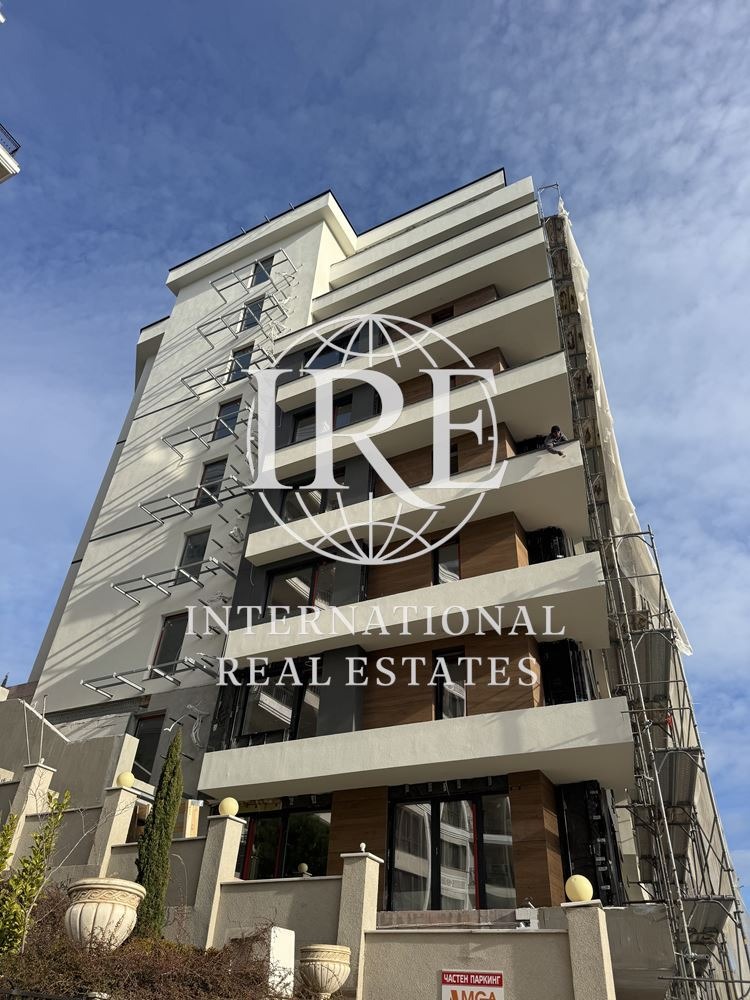 Продава 3-СТАЕН, гр. Варна, Бриз, снимка 2 - Апартаменти - 53596284