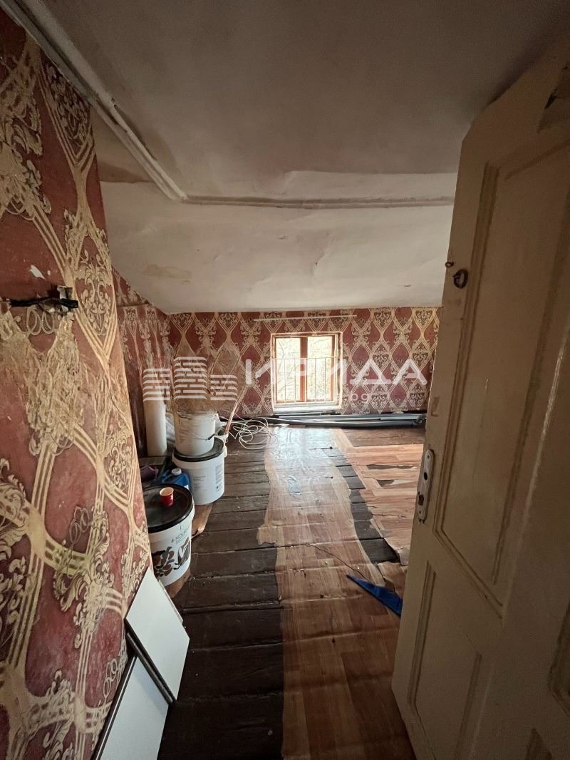 Продава 3-СТАЕН, гр. София, Център, снимка 2 - Апартаменти - 53769990