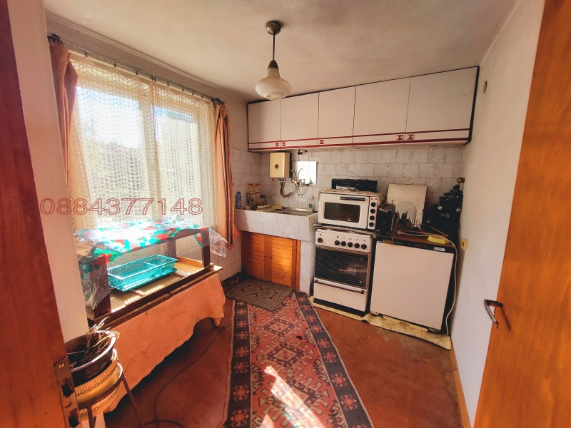 Продава КЪЩА, гр. Троян, област Ловеч, снимка 10 - Къщи - 52782356