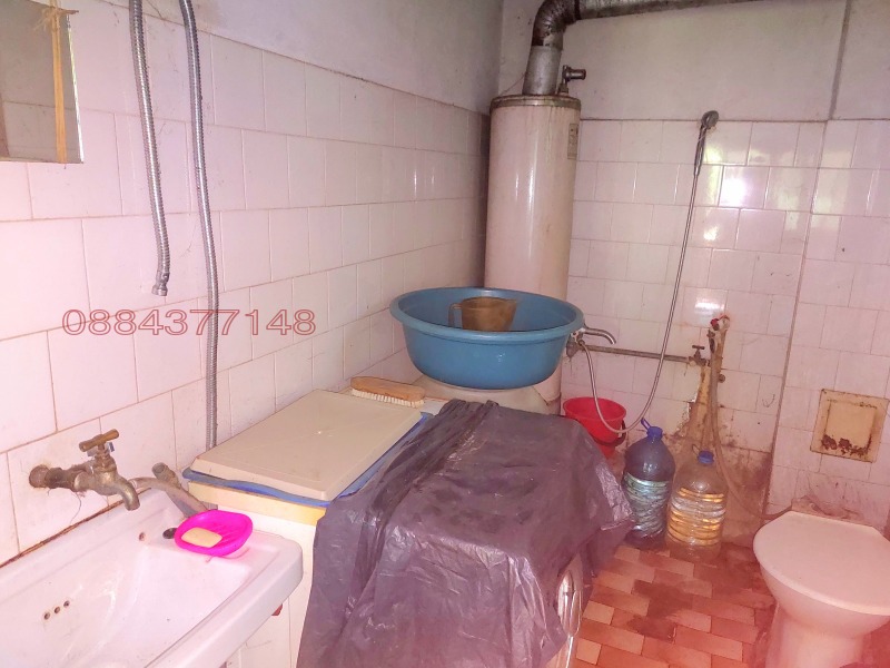 Продава КЪЩА, гр. Троян, област Ловеч, снимка 17 - Къщи - 52782356