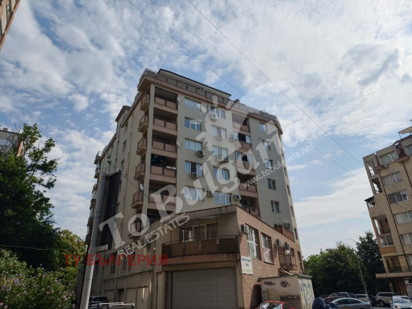 Продава 2-СТАЕН, гр. Велико Търново, Център