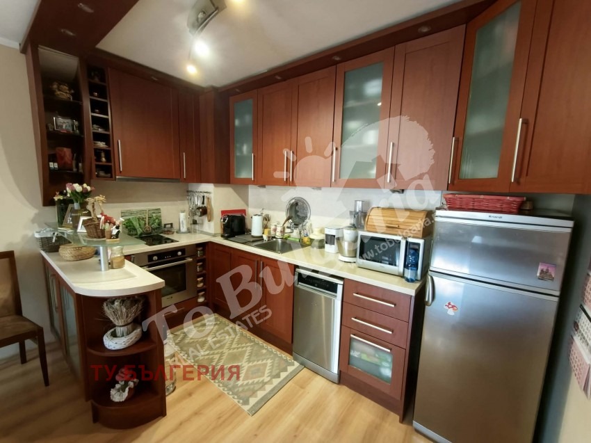 Продава 2-СТАЕН, гр. Велико Търново, Център, снимка 4 - Апартаменти - 55347229