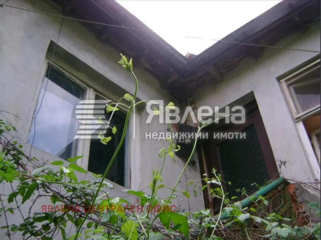 Продава КЪЩА, гр. Ловеч, Вароша
