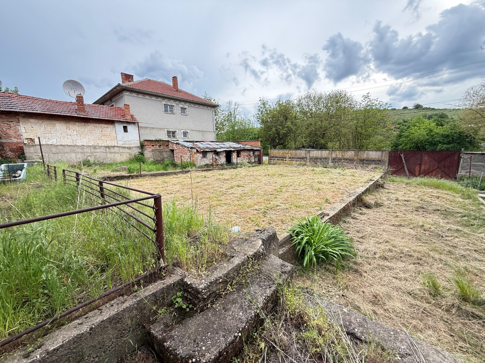 Продава ПАРЦЕЛ, с. Басарбово, област Русе