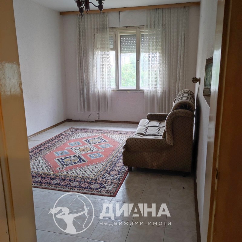 Eladó  2 hálószobás Plovdiv , Centar , 80 négyzetméter | 50511740 - kép [4]