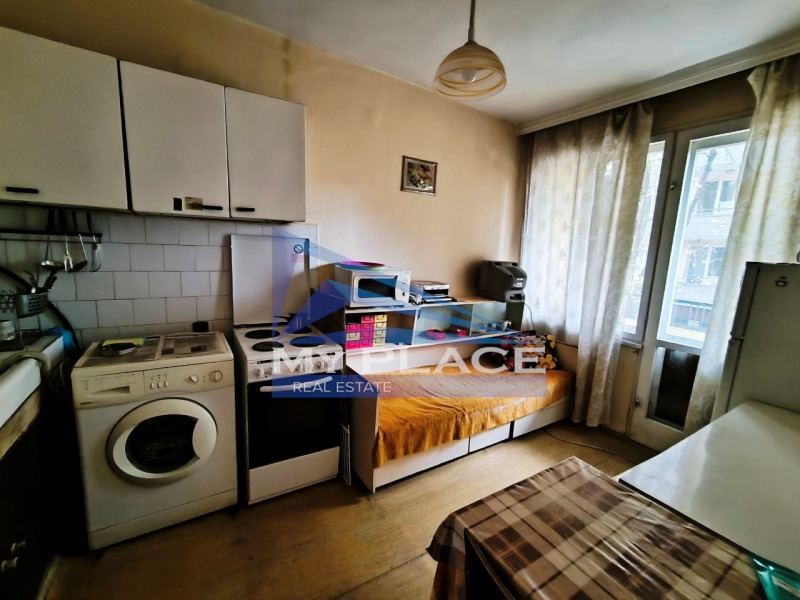 Продава 4-СТАЕН, гр. Шумен, Болницата, снимка 2 - Апартаменти - 52375567