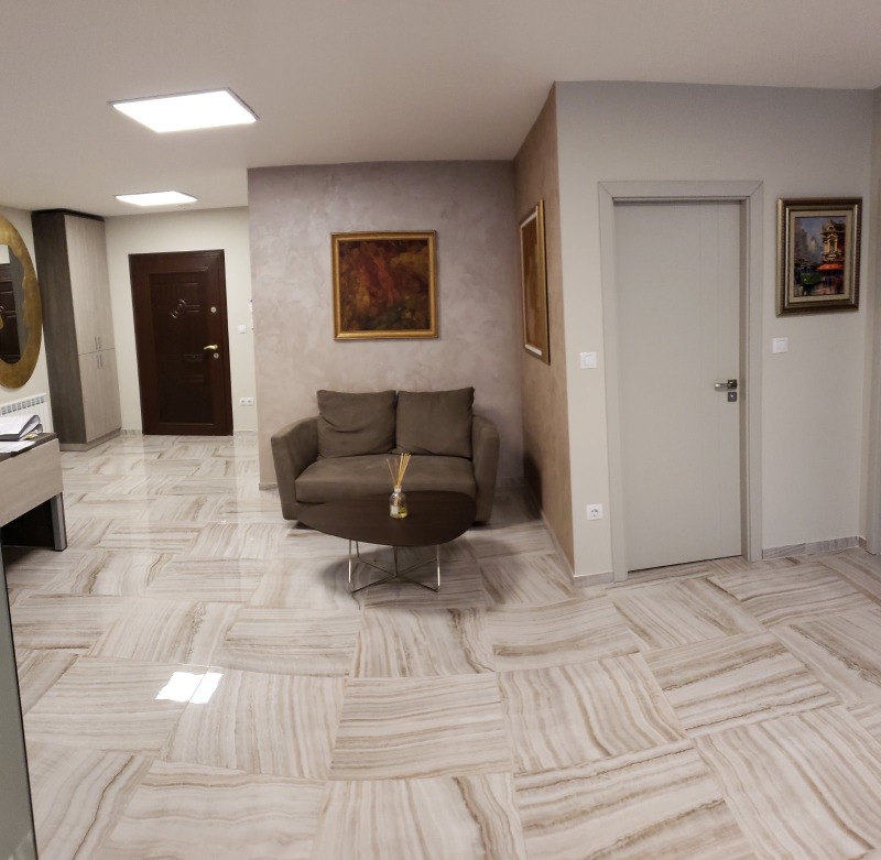 Til salg  Kontor Sofia , Lozenets , 211 kvm | 70161599 - billede [3]