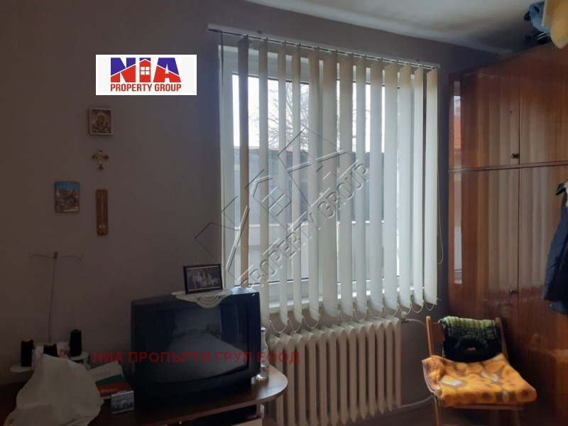 Продава КЪЩА, гр. Бургас, Победа, снимка 13 - Къщи - 48810054