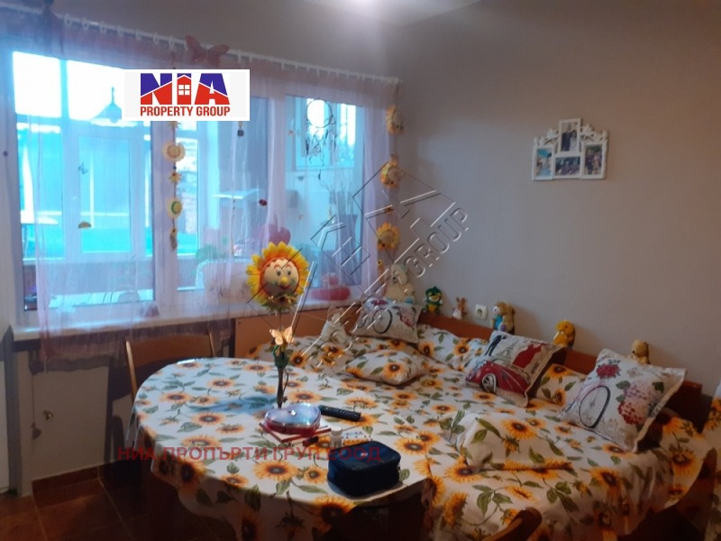 Продава КЪЩА, гр. Бургас, Победа, снимка 1 - Къщи - 48810054