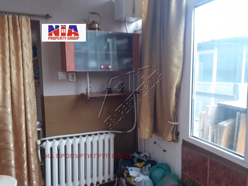 Продава КЪЩА, гр. Бургас, Победа, снимка 16 - Къщи - 48810054