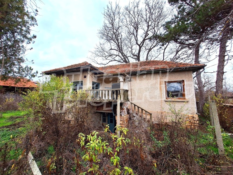 Продава КЪЩА, с. Сушица, област Велико Търново