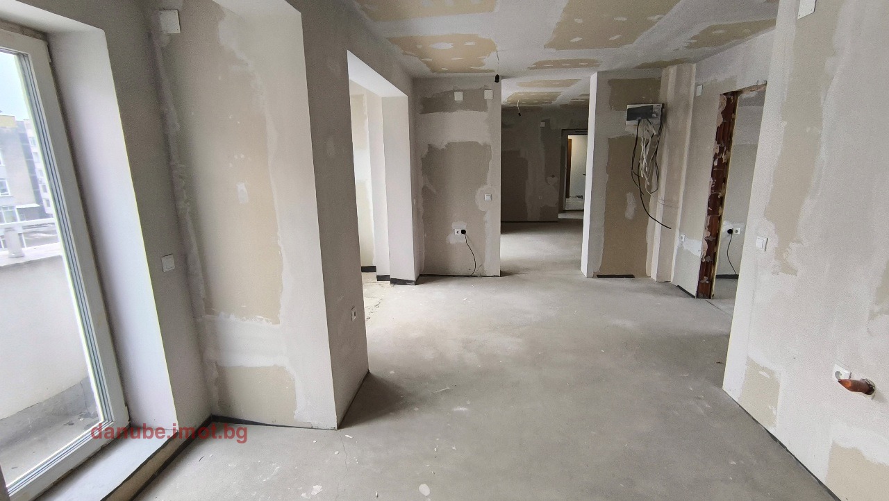 Продава 3-СТАЕН, гр. Русе, Център, снимка 10 - Апартаменти - 53621440