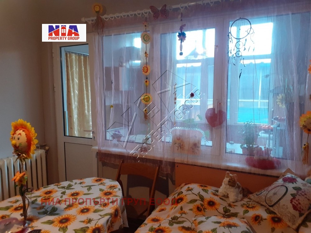 Продава КЪЩА, гр. Бургас, Победа, снимка 2 - Къщи - 48810054
