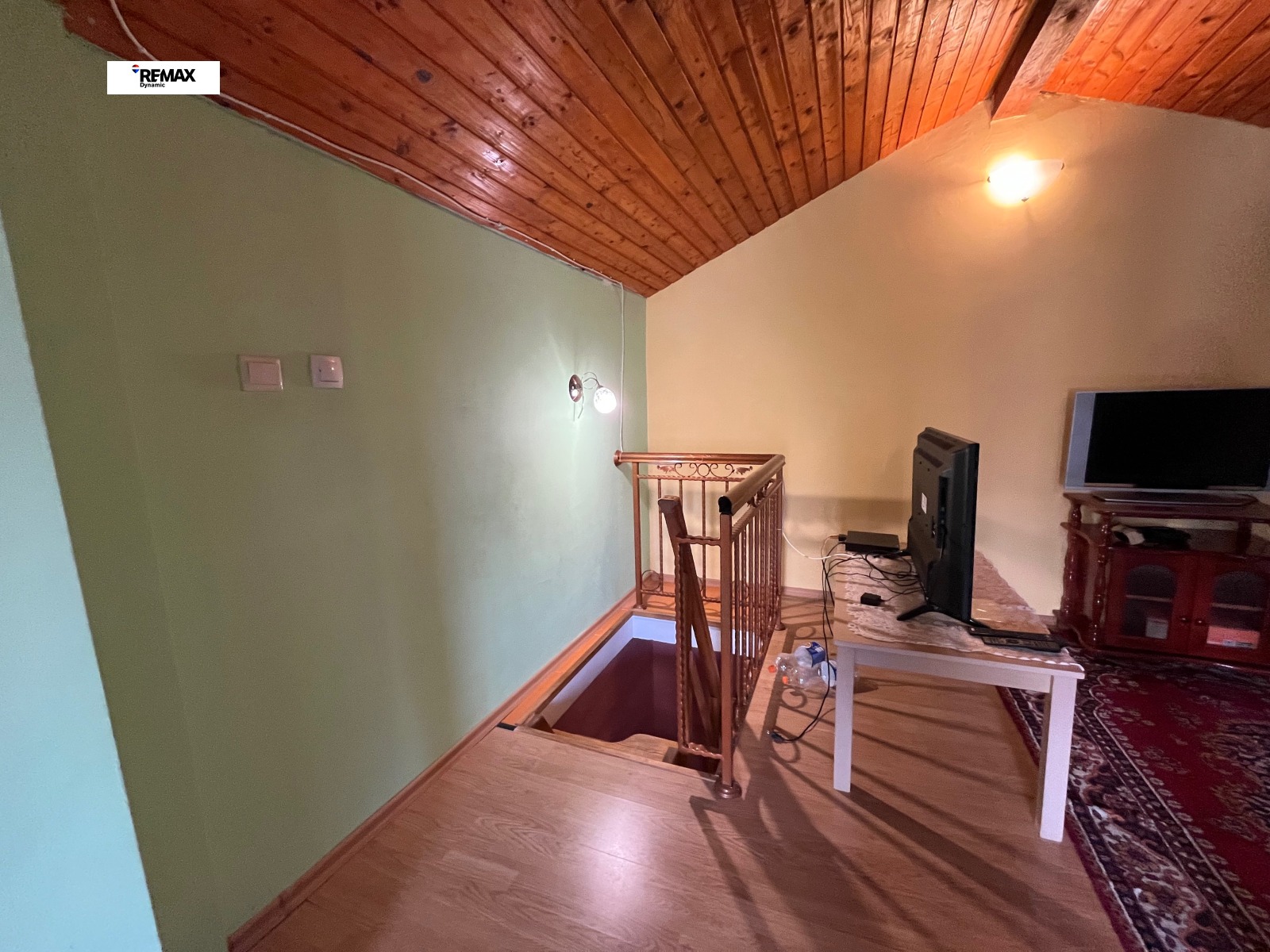 Продава КЪЩА, с. Дебелт, област Бургас, снимка 6 - Къщи - 53982411