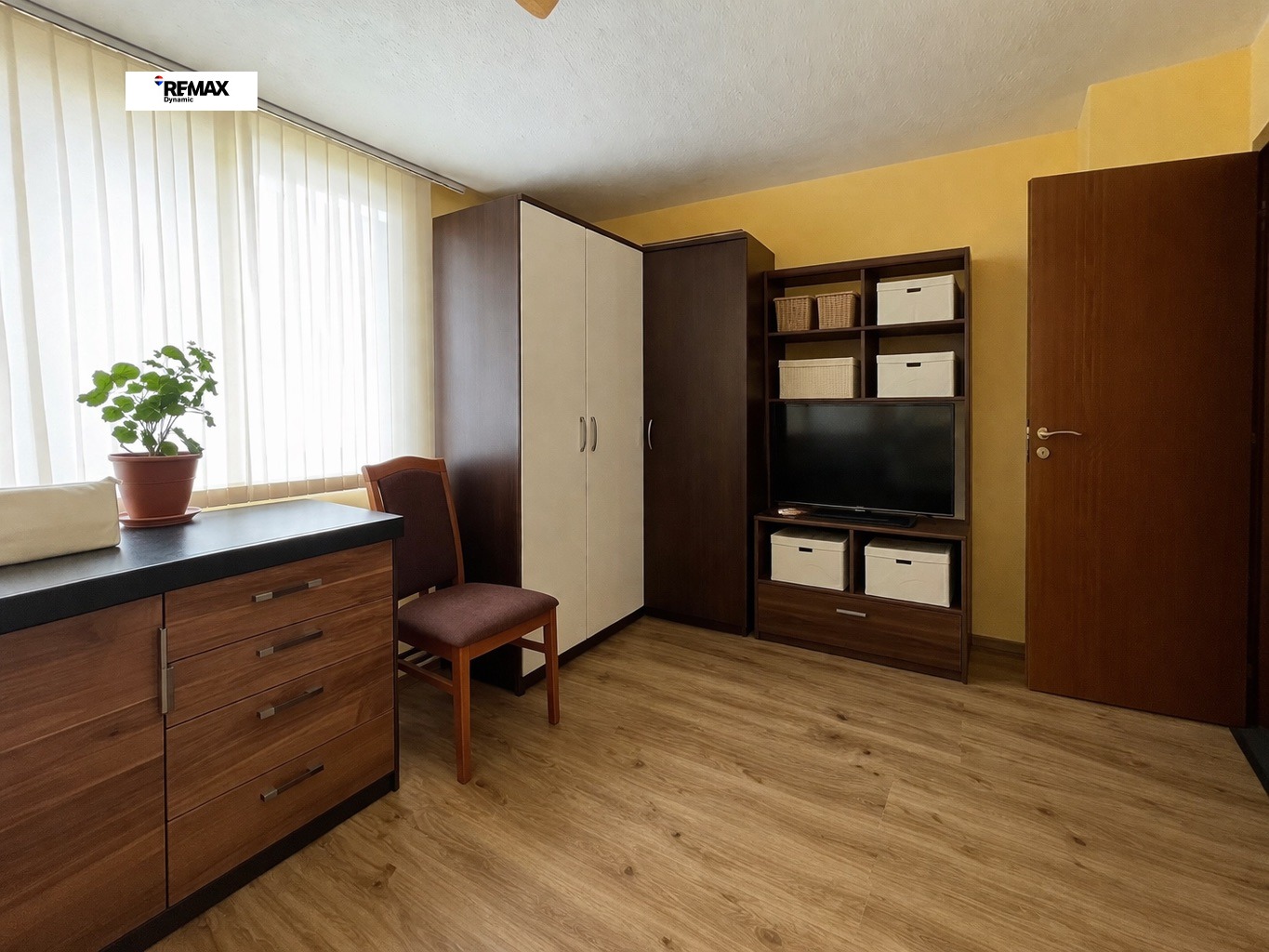 Продава КЪЩА, с. Дебелт, област Бургас, снимка 7 - Къщи - 53982411