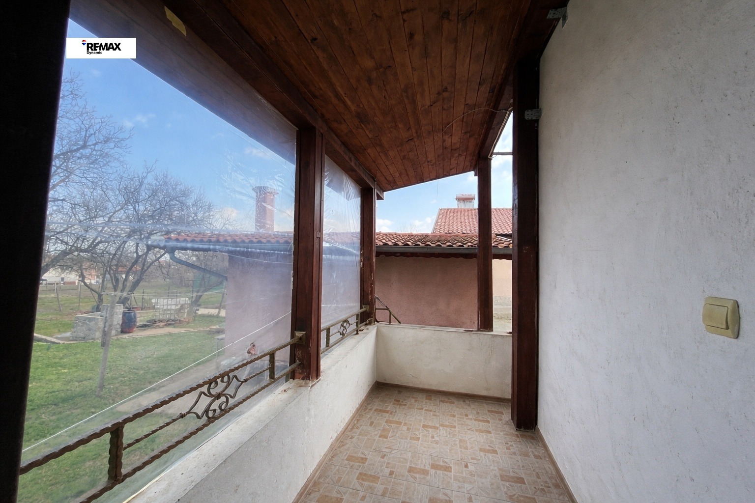 Продава КЪЩА, с. Дебелт, област Бургас, снимка 2 - Къщи - 53982411