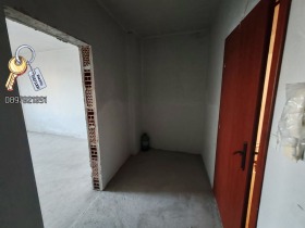 1 quarto Idealen centar, Pleven 3