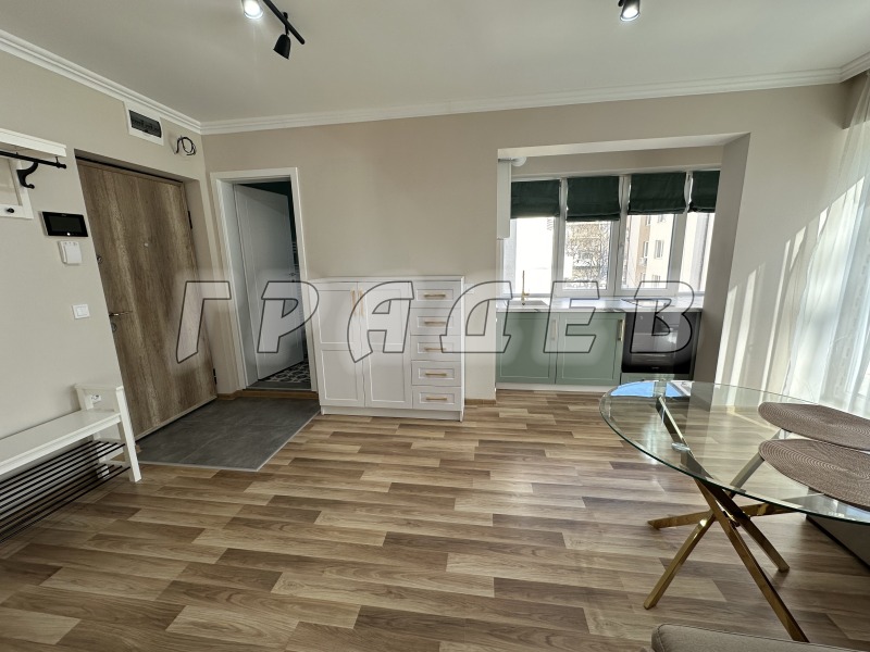 Na prodej  1 ložnice Ruse , Chašove , 58 m2 | 47220834 - obraz [9]