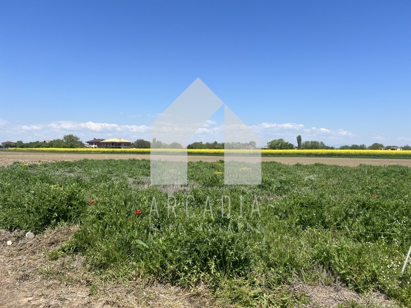 Продава ПАРЦЕЛ, с. Златитрап, област Пловдив