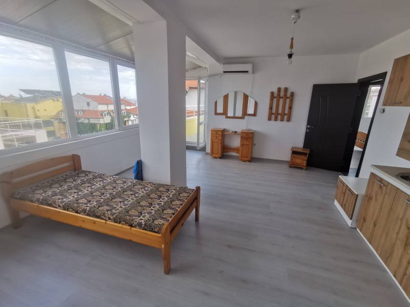 Продава 2-СТАЕН в област Бургас, с. Равда - 87 кв.м / 89 000 € » 174 068.87 лв., ВИЧВАН-Г