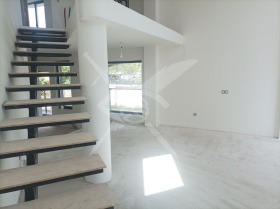 Casa Lozen, Sofia 13
